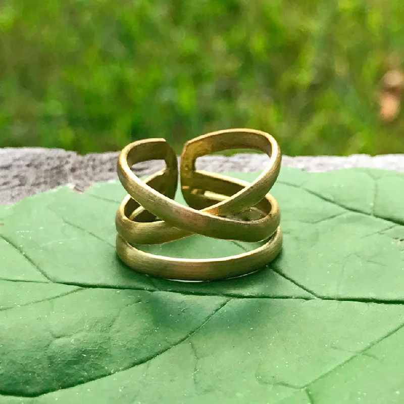 Shop Handcrafted Jewelry At Special Promotional Rates Criss Cross Ring - Gold, India